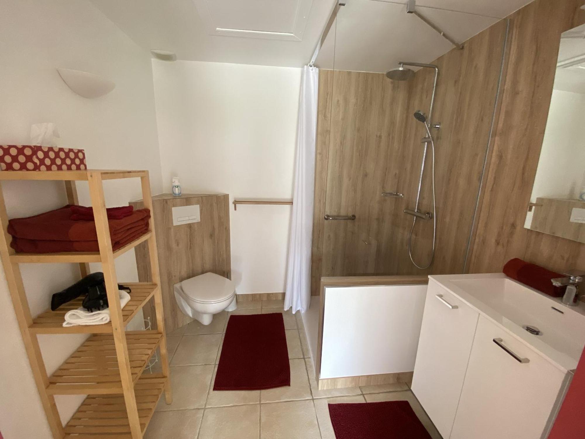 Chambres D'Hotes Aux Ecuries Du Chateau Contremoulins Kamer foto
